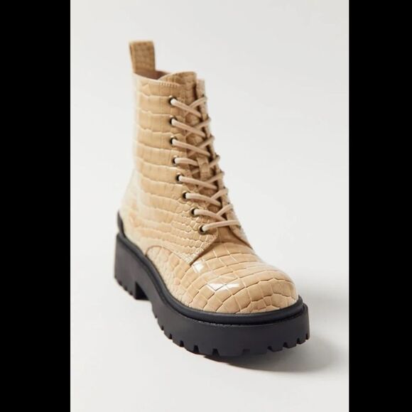 Urban Outfitters Brody Croc Boot - Picture 1 of 7